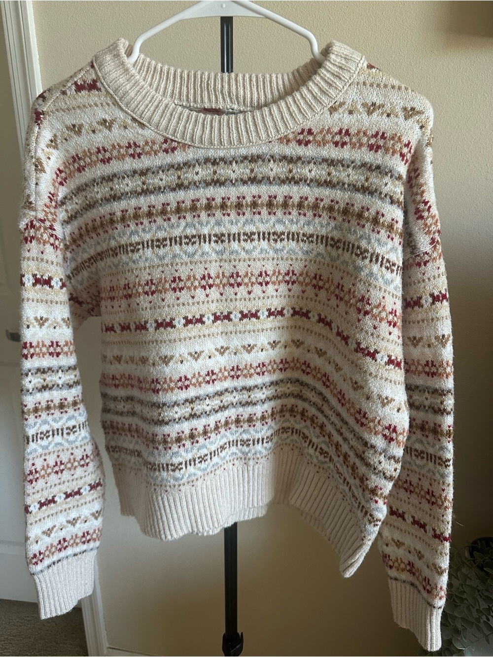 America Eagle Cozy Fair Isle Crewneck Sweater - Cream with Red & Brown Pattern